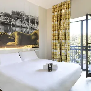 *** Hotell B&B Hotel Savona Italien
