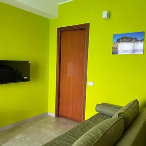 Lägenhetshotell Miramare, Cefalù