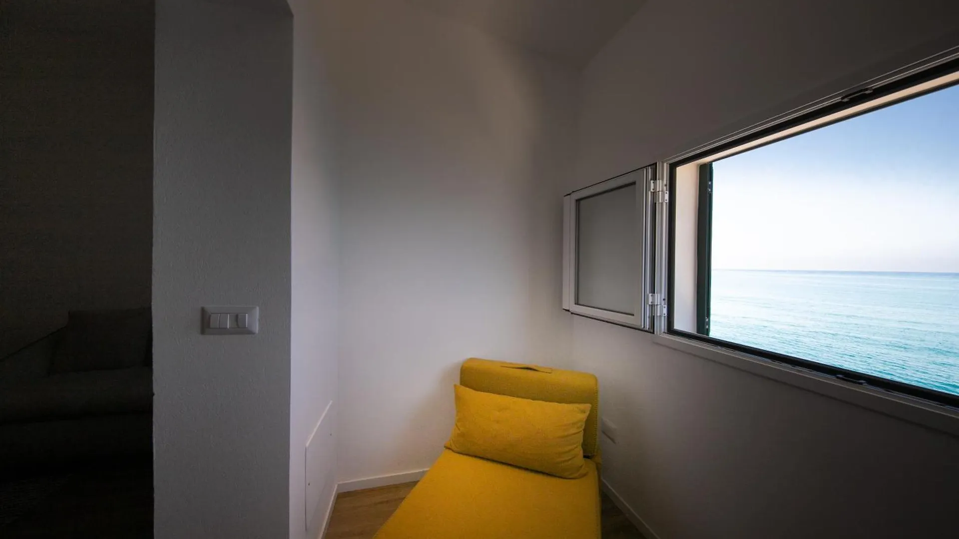 Taliammari Hotel Cefalu 0*,
